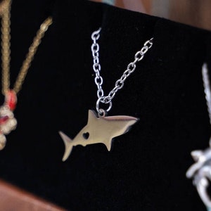 Sharklove Necklace, Ocean lovers, sharkhugger, SCUBA, Freedivers, Pelagic Gift, Shark Jewelry