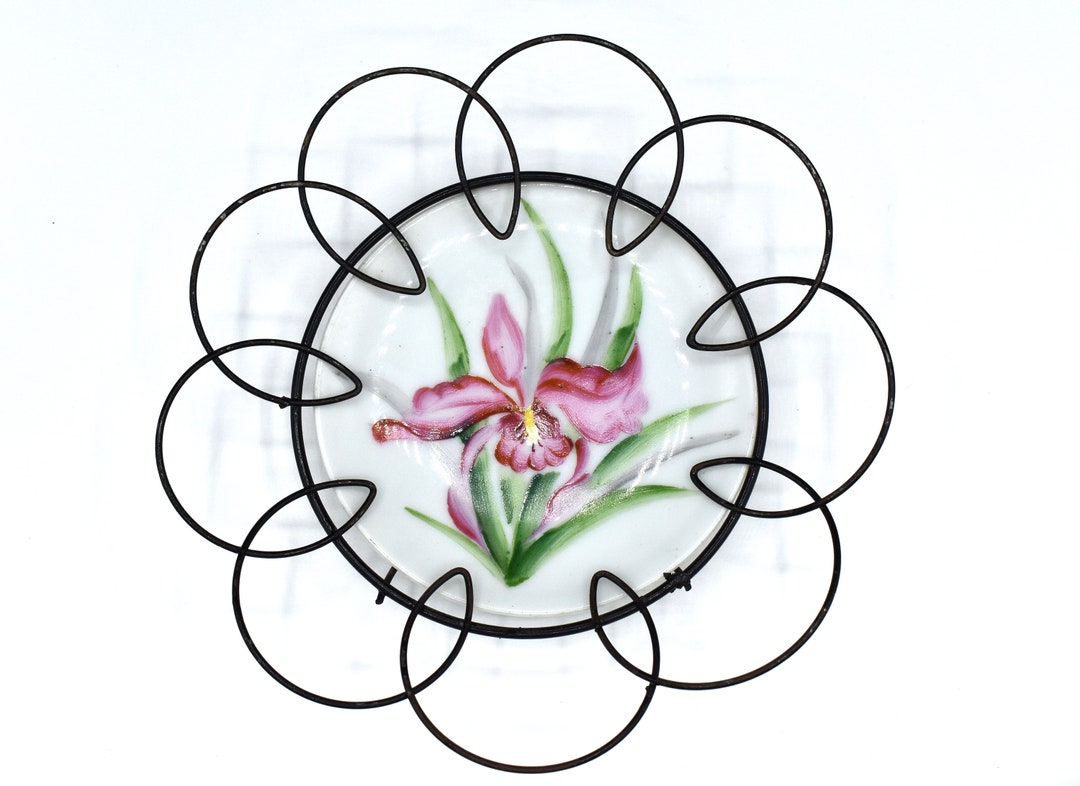 Vintage Small Decorative Plate in Hanging Looped Wire Frame / Hand