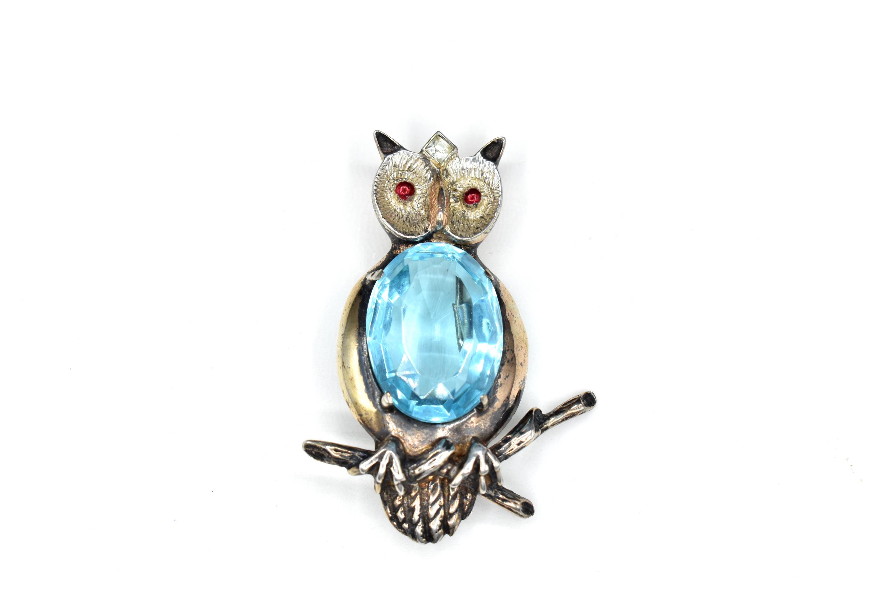 Vintage Sterling Silver Owl Brooch Pin / Large Blue Faceted Vintage Sterling Silver Owl Brooch Pin / Large Blue Faceted