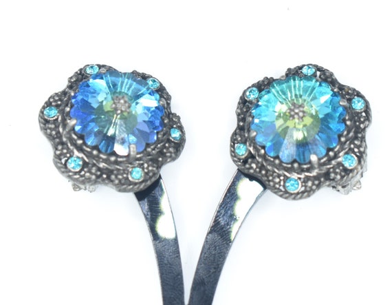 Signed Weiss Clip-On Earrings / Peacock Blue-Green