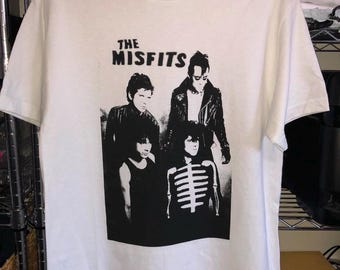 Außenseiter T-Shirt | Punk | Grauen | Siebdruck von Hand