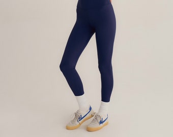 Pantalones de yoga azul oscuro, leggings sostenibles ECONYL®, pantalones de entrenamiento para mujer, leggings de gimnasio de cintura alta, pantalones de pilates mujer, leggings de yoga