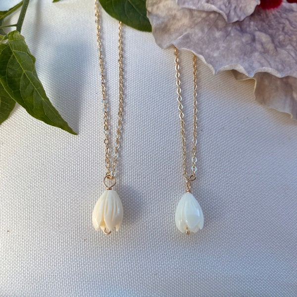 Pikake Droplet ʻEkahi Necklace | Single Pikake Drop Necklace | Vintage Hawaiian Jewelry | Resin or Mother of Pearl by Kuahiwi Designs