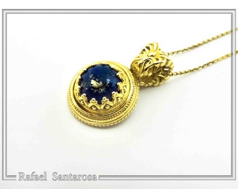 Lapis lazuli filigree pentand antefix shaped loop on sterling silver k18 gold-filled with ancient greek filigree and granulation. greek art