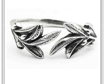 Olive branch floral adjustable ring made of oxidized silver,18 karat gold filled, or solid sterling silver. Peace symbol of Greek mythology.