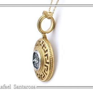 Athener Eule Münzanhänger: 18k vergoldete Sterling Silber Halskette mit griechischem Schlüssel Bild 4