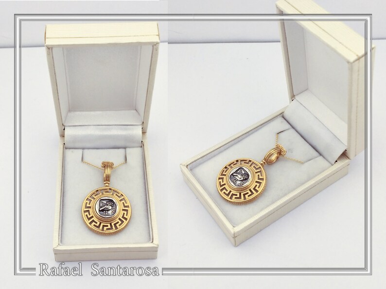 Athener Eule Münzanhänger: 18k vergoldete Sterling Silber Halskette mit griechischem Schlüssel Bild 9