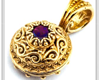 Byzantine solid gold 18 karat pendant, with garnet topaz peridot amethyst lapis or pearl in filigree bezel handmade filigree gold necklace.