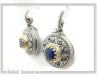 Natural lapis lazuli byzantine earrings made of oxidized sterling silver with byzantine filigree decoration bezel. Also available with pearl