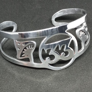 33 Fungi recycled aluminum cuff bracelet