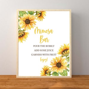 TRSODD Womens Gifts for Christmas, Personalized 60th Friend Birthday  Sunflower Gifts for Women, Thank Bride Mom Grandma Mrs Gifts, Ini-tial  Can-vas