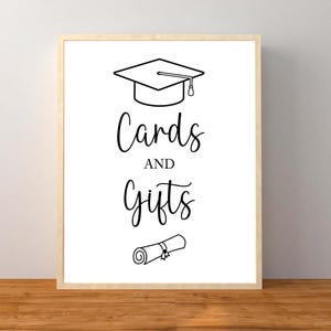 Signe de cartes et cadeaux de remise des diplômes, signe de fête de remise des diplômes, signe de table cadeau de remise des diplômes, décorations de remise des diplômes 2025, téléchargement immédiat imprimable