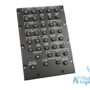 Op de afbeelding: Een zwart paneel met een verscheidenheid aan schakelaars en labels, waaronder "Aileron", "Elevator", "Engine", "APU", "Generator", "Battery Bus Trans" en "Aux Ess Bus".