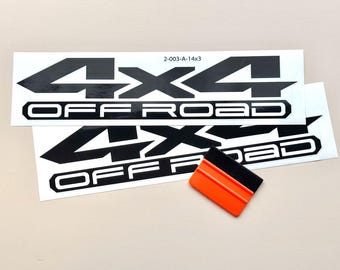 Adesivo automotivo 4x4 Offroad com tração nas quatro rodas - Compatível com qualquer caminhonete ou SUV - Durável e resistente às intempéries - Tamanho 14 x 3 polegadas - (Conjunto com 2)