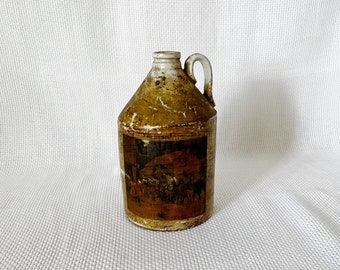 Jarra de cerámica antigua o vintage con imagen de la Rad con caballos y carruajes, jarra de whisky de gres antigua con asa, jarra para licor ilegal