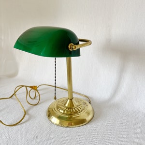 Banker Lamp Green Shade Double Head Retro Traditional Desk Lamps Pull Chain  Office Study Simple Designs Eye Caring Reading Lights 