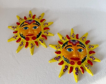 Adorno de pared vintage de cerámica artesanal española con forma de sol. Decoración para jardín, cocina y cocina. Estilo rústico vintage.