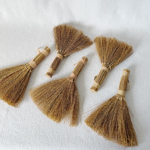 Vintage Small Decorative Brooms, Laundry Room Decoration, Mud Room Decoration, Bowl Fillings, Halloween Decoration, Crumb/Dust Sweep Broom
