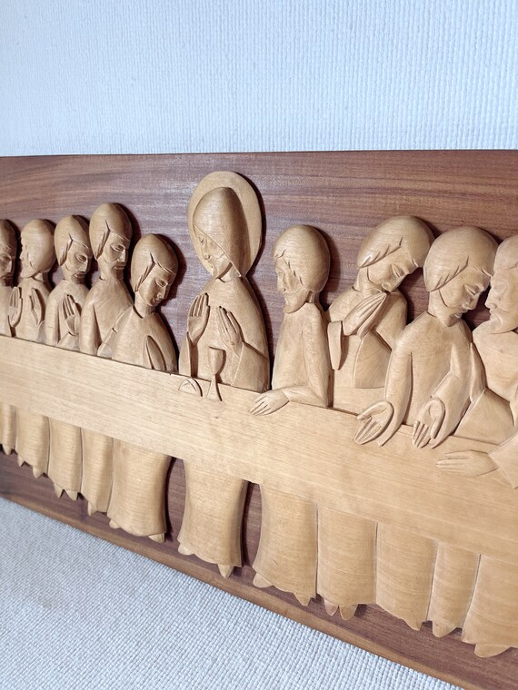 木製の最後の晩餐の手彫りの壁掛け、手作りの宗教的な木製アート