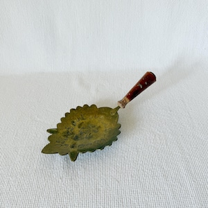 Vintage Brass Leaf Trinket Ashtray Dish With Wooden Handle MCM Rare Brass Design, Father Gift Idea, Etched Brass Ashtray Old World Home Deco