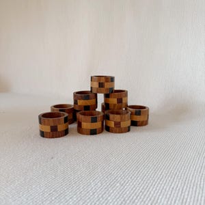 Vintage Wooden Napkin Rings, Holiday Table Decoration, Vintage Brown Wood Block Napkin Rings, Warm and Cozy Table decoration, Dinning Decor