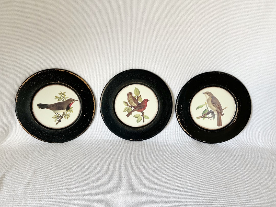 Winter Decorative Plate Primitives Distressed Round Christmas