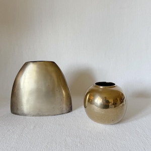Vintage alte Messingvase, Patina Messing, Vintage Home Dekoration, Blumenvase, Gold Regal Dekoration, Gold Messing, einzigartige Design Vase