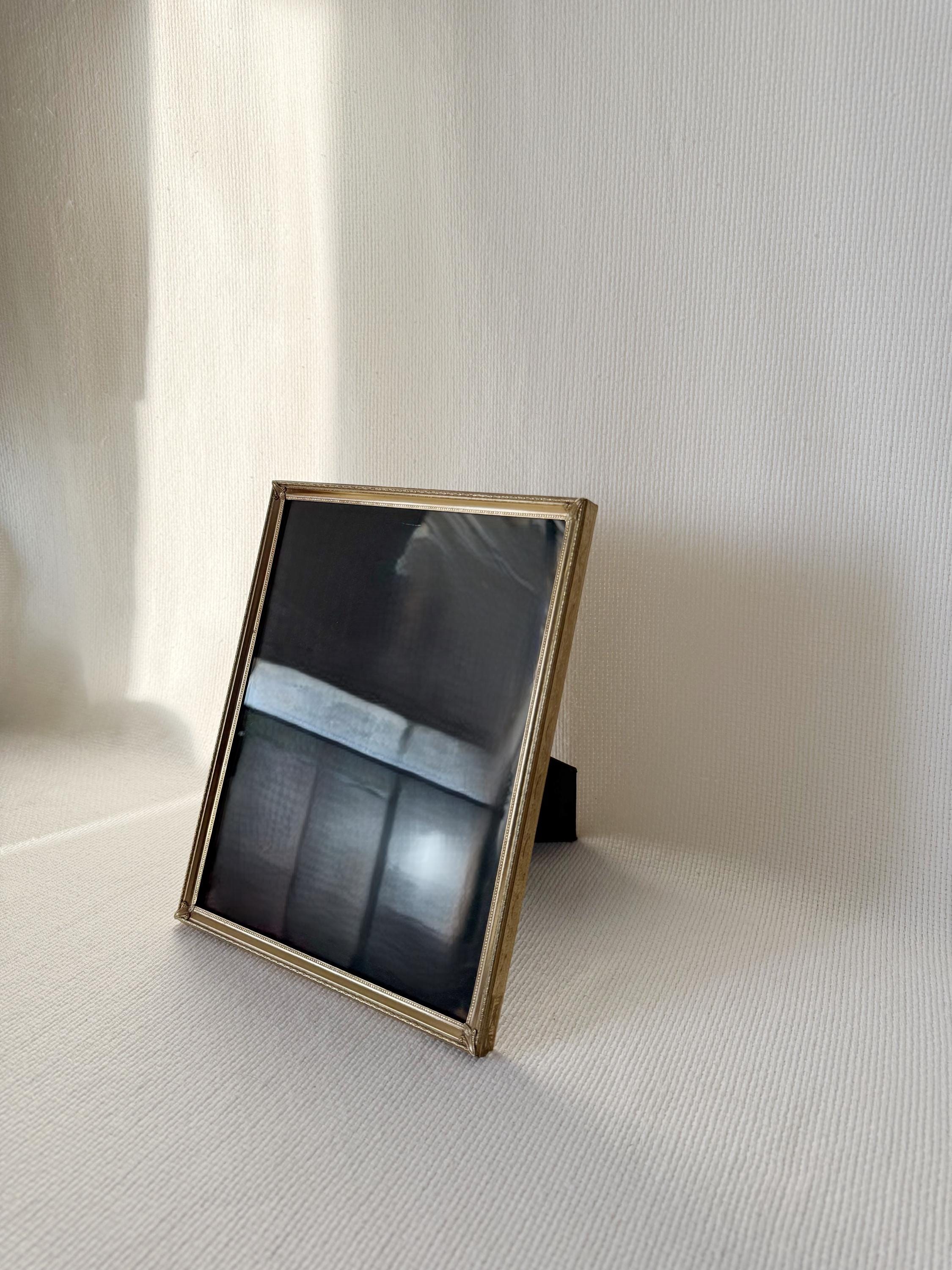 ヴィンテージメタル装飾大型額縁、アンティークフレーム、ヴィンテージ