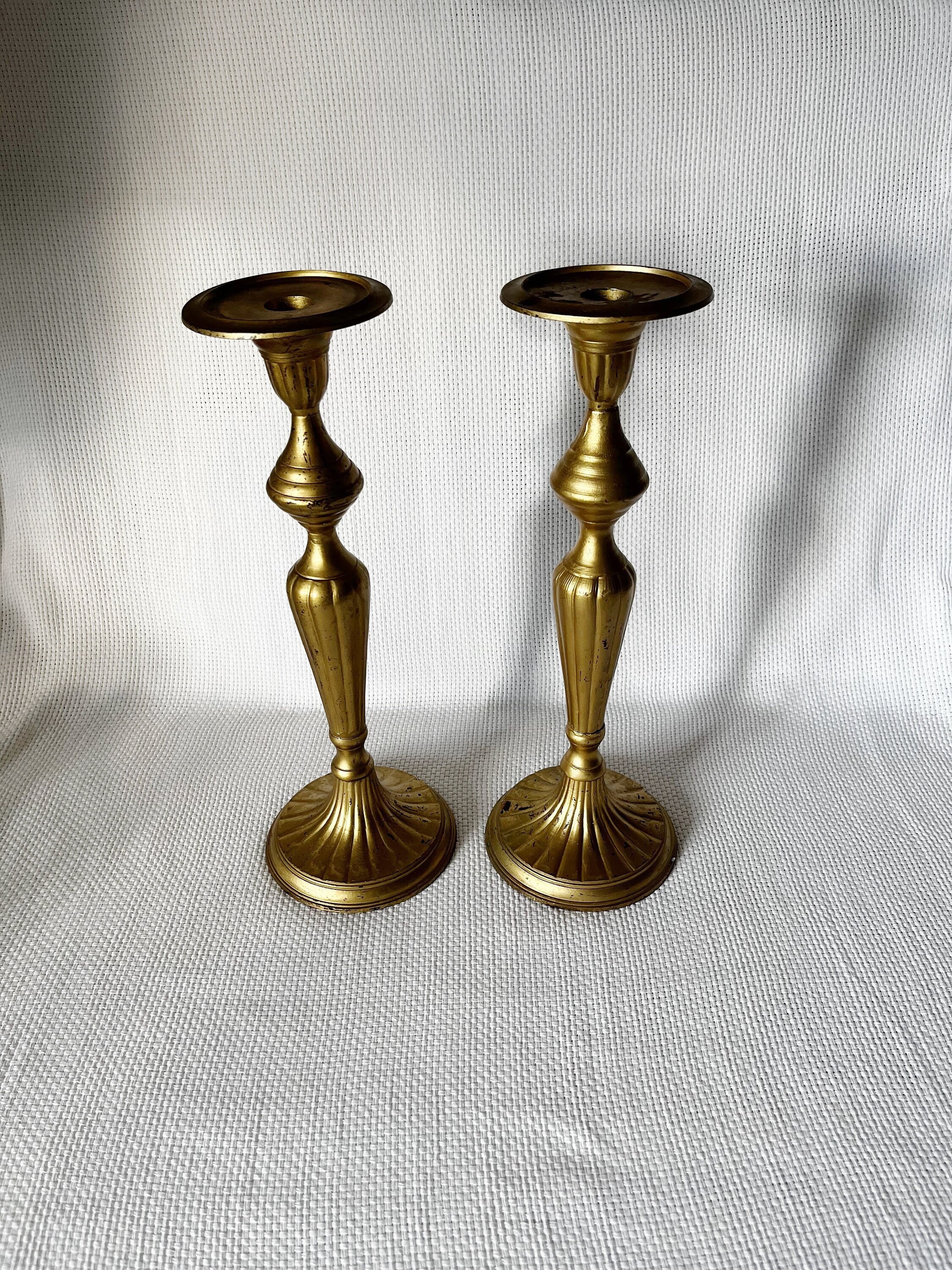 Vintage Beautiful Golden Pair of Ribbed Candlestick Holders, Antique English, Neoclassical Candleholders Gold Painted Ornate Home Decoration