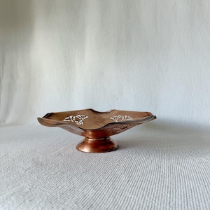 Vintage Copper Pedestal Bowl with Cutout Design, Rustic Copper Dish, Decorative Footed Bowl, Antique Style Centerpiece