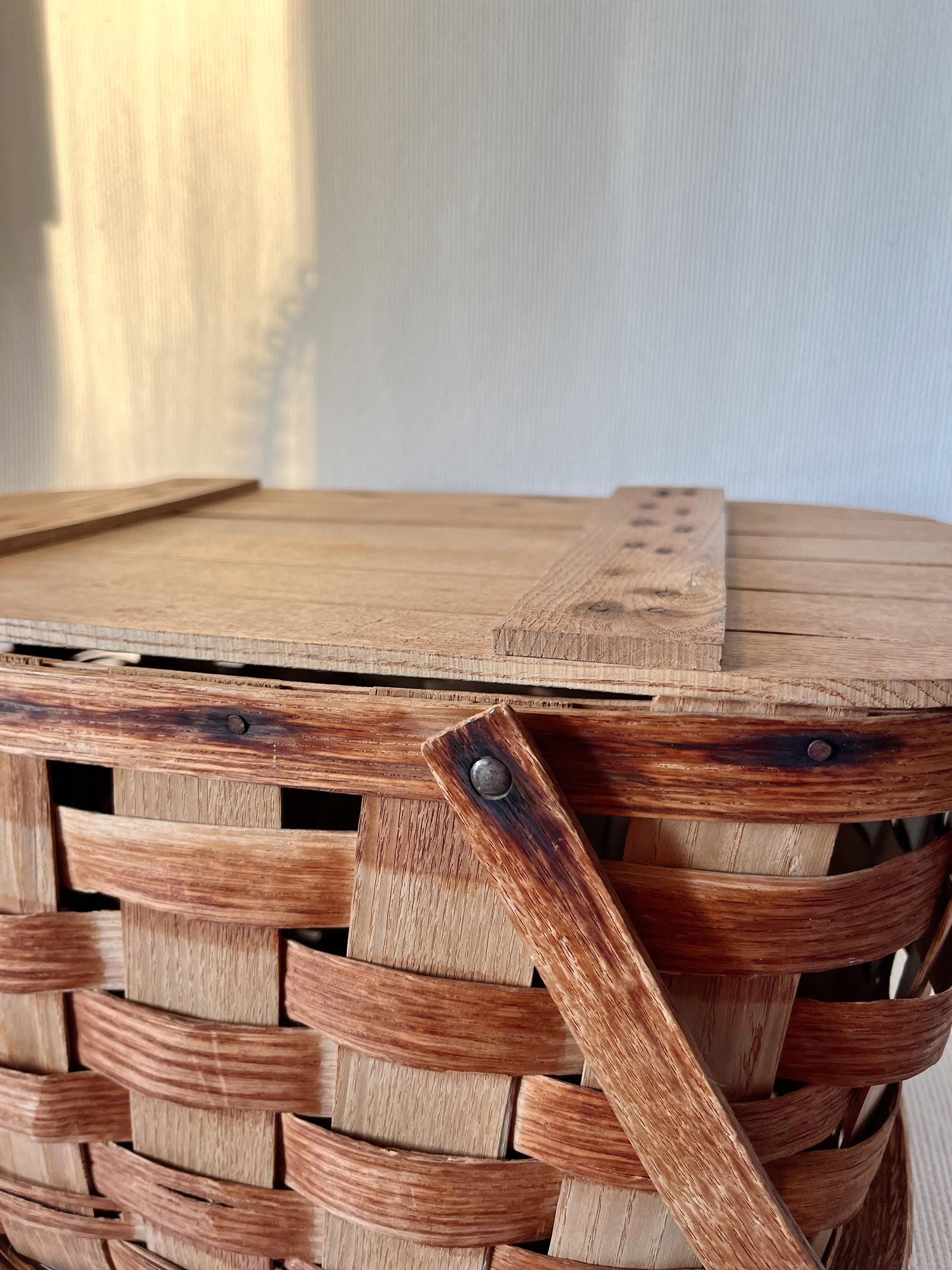 Antique/vintage Picnic Basket With Lid and Stamp Wov-n-wood by