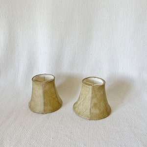 Set vintage di 2 paralumi in similpelle neutra, imitazione pelle, attacco a clip, interno bianco, paralume per lampadario