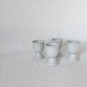 Vintage Super Cute White Ceramic Egg Cups, Primitive Egg Holders, Set of 4 Easter Decoration, Stylish Easter Morning, Colonial Kitchen Decor