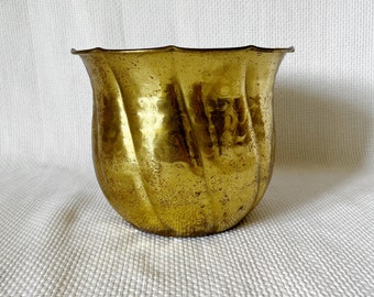 Vintage Brass Small Plant Pot, Soy Candle Container, Patina Brass, Vintage Home Decoration, Flowers Vase, Gold Shelve Decoration, Gold Brass