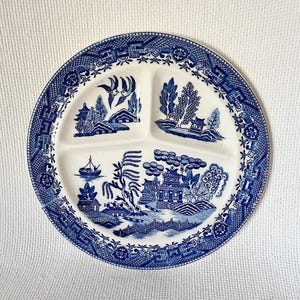 Vintage 70&#39;s Blue and White Willow Divided Plate Made in Occupied Japan Dining Plate, Vintage Blue White  Art Painting Plate with Birds