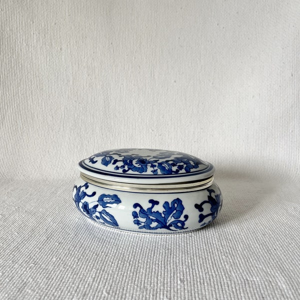 Vintage Oval Shape Blue And White Musical Trinket Box, Ceramic Jewelry Box, Floral Collectible Large Blue White Ceramic Trinket Box