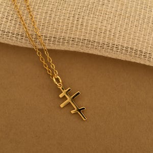 Ciondolo Croce Minimalista In Acciaio Inossidabile Argento – Collana Elegante Impermeabile Con Catena Inclusa – Regalo Per Ogni Età