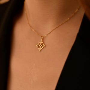 Häxknuthalsband, Häxknuthänge, Paganiska symbolsmycken, Keltiskt knuthalsband, Mystisk guldgåva till henne, GS0290