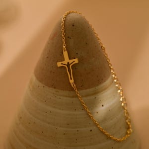 Gold Crucifix Bracelet, Christian Cross Jewelry, Faith Bracelet for Women, Religious Gift, Catholic Jewelry,Spiritual Charm Bracelet, GS0115