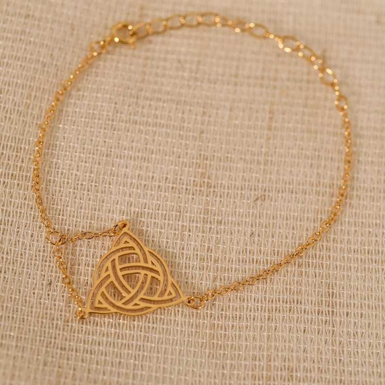 Triangular Gold Bracelets 18K Gold Triquetra Bracelet, Celtic Knot Jewelry, Trinity Symbol ...