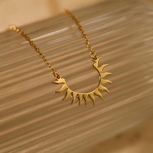 Sunshine Necklace, Sunburst Necklace, Celestial Necklace, Half Sunburst Necklace, Dainty Necklace, Wedding Gift, Gifts for Her, GS0077