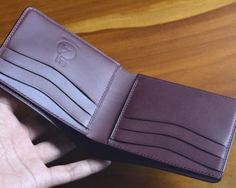 Cartera plegable V2 de piel de cordero color oliva y buttero burdeos. Cartera de regalo para hombre.