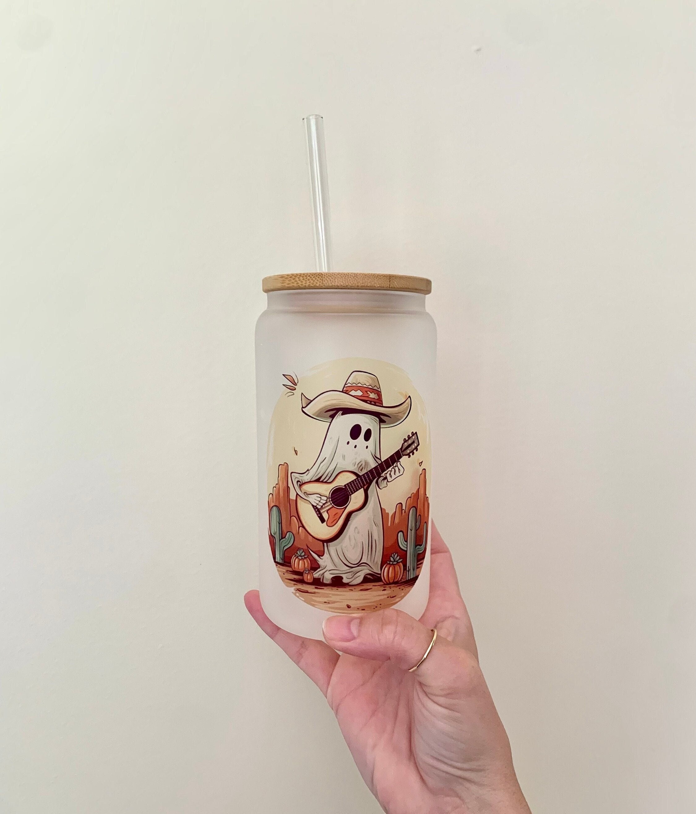 Nefelibata Western Cowgirl Beer Glass Can Cowgirl Hat Glass Cup Iced Coffee  16oz with Bamboo Lid