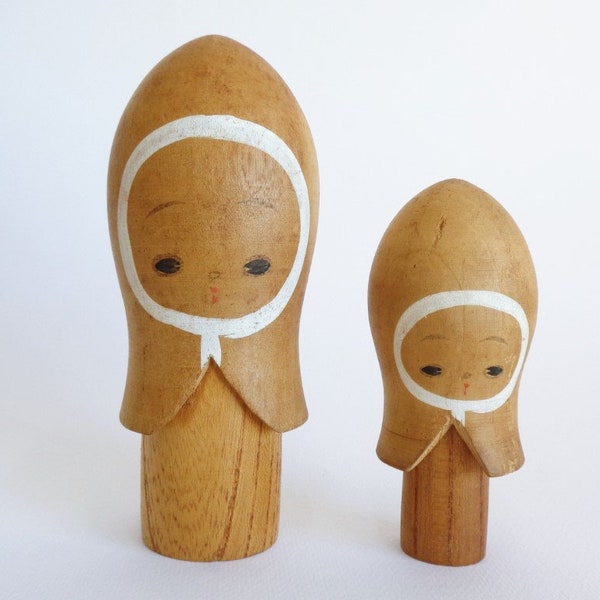 Paire de 7845 poupées Kokeshi par Kuribayashi Issetsu, kokeshi créatifs, kokeshi Sosaku japonais en bois Vtg, kokeshi artistique fait main