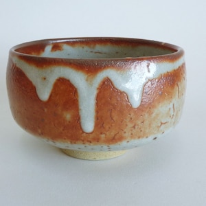 Chawan bowl ,Vtg. Japanese Shino Studio marked pottery Chawan Matcha tea bowl #5537