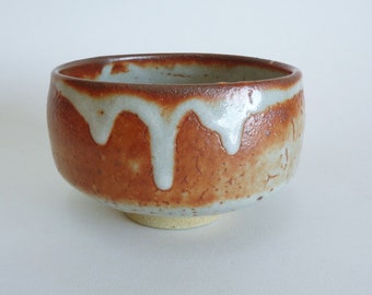 5537# Chawan bowl ,Vtg. Japanese Shino Studio marked pottery Chawan Matcha tea bowl