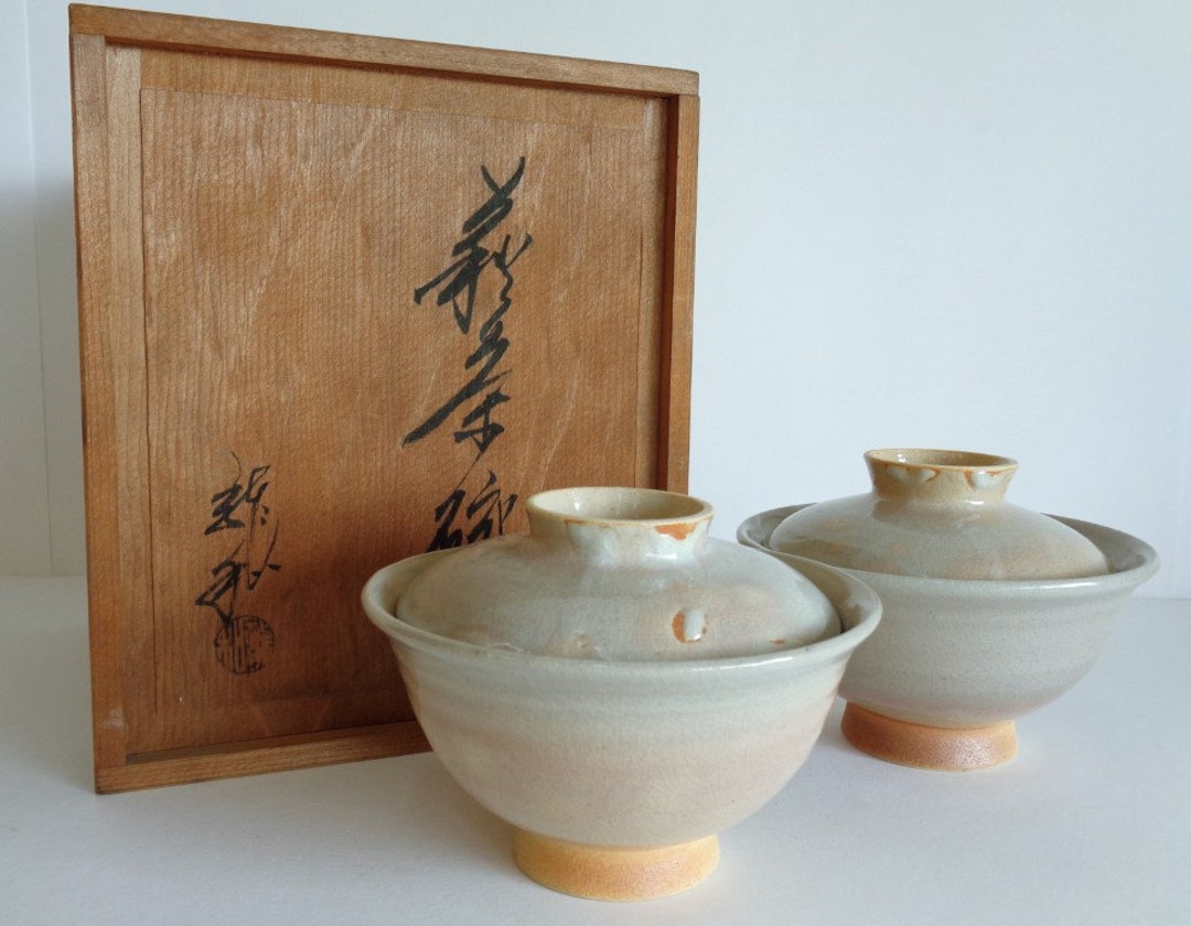 蓋付き茶碗ペア ヴィンテージ 萩焼 芸術的な陶器 茶碗、木製の友箱