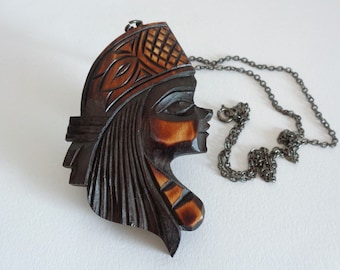 Necklace Ainu design (fertility)