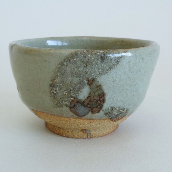 5608# Guinomi Sake cup Japanese Mashiko-yaki Handcrafted Artistic signed pottery