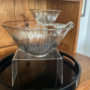 Vintage chip and dip set - MCM design and decor - platinum Atomic design - fancy serving dishes - vintage Lucite - entertaining
